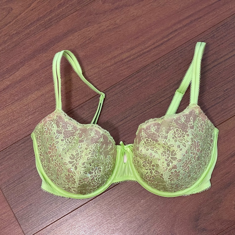 Victoria's Secret balconette underwire bra lime green with floral lace overlay - Picture 1 of 4
